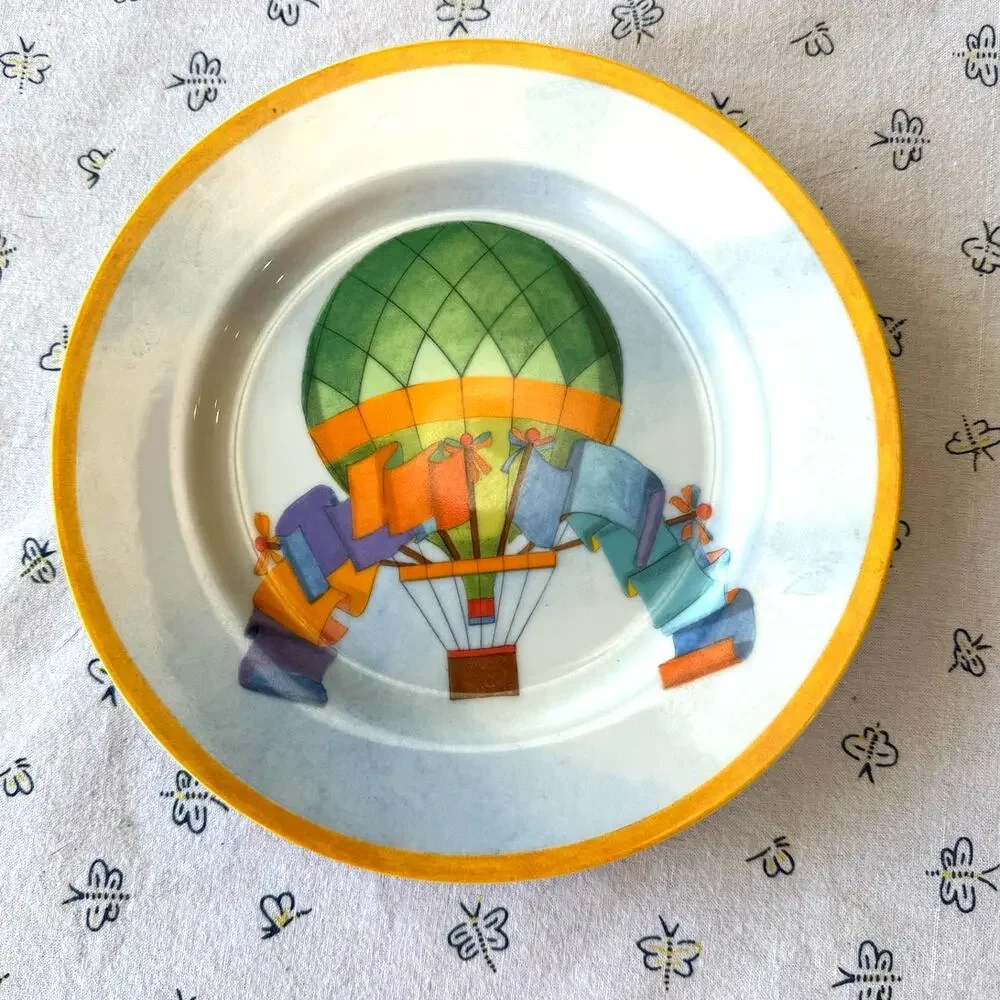 Williams Sonoma Hot Air Balloon Montgolfière Salad Plates x4 wall decor